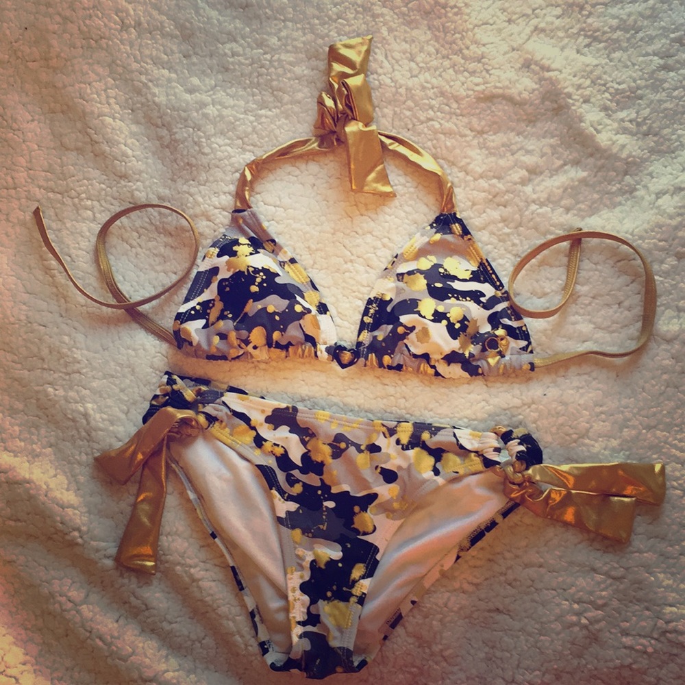 ❗️FREE❗️Grey camo & gold bikini